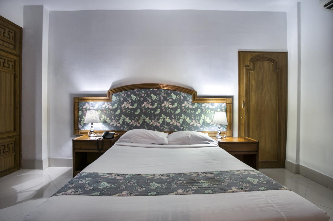 Hotel Purbani International Ltd. Dakka Kültér fotó