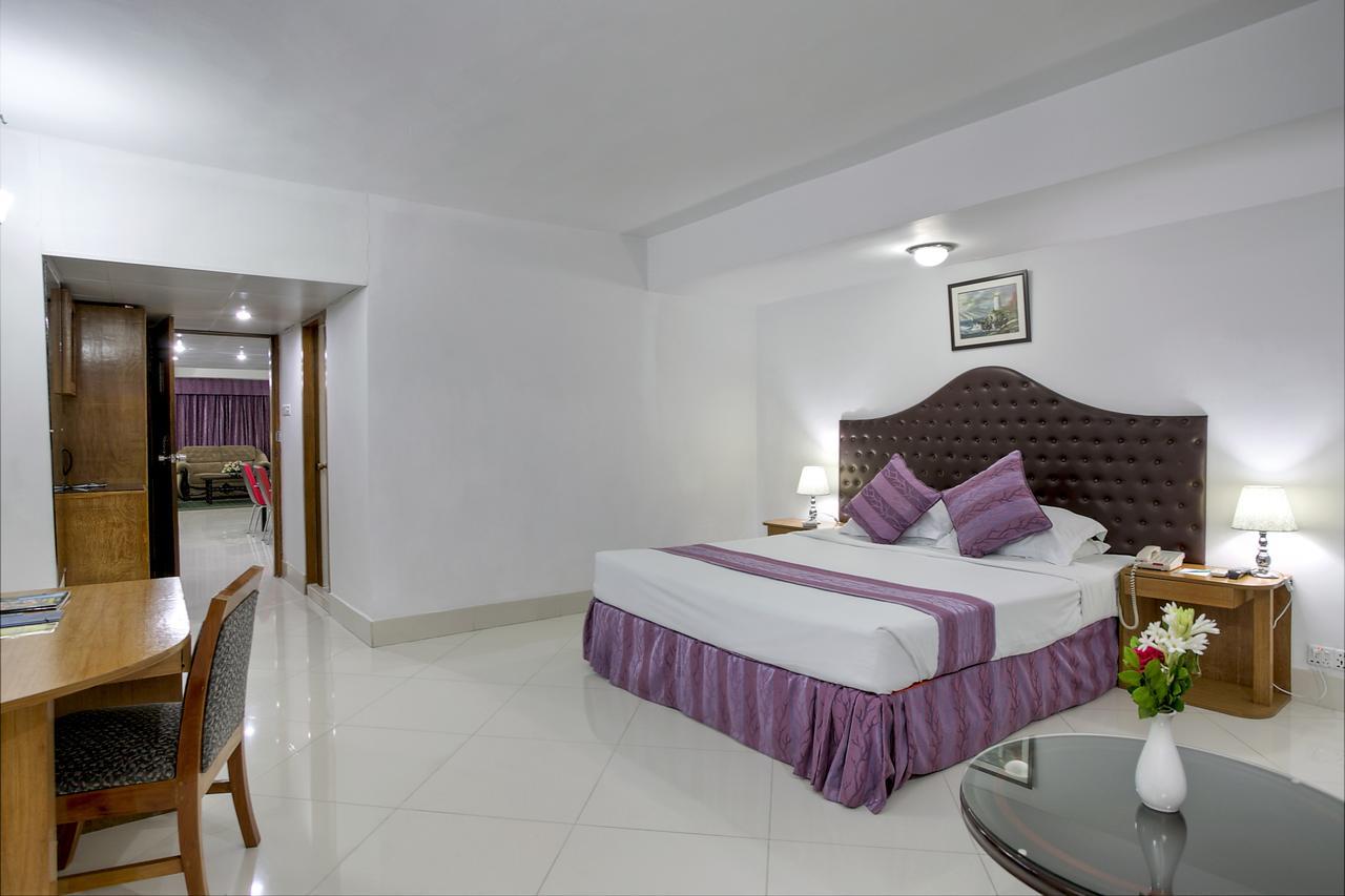 Hotel Purbani International Ltd. Dakka Kültér fotó
